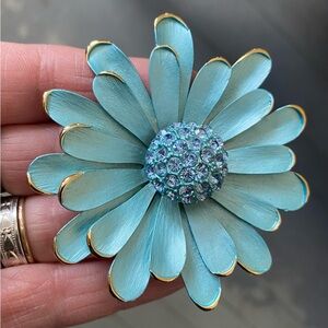 Vintage Blue Flower Rhinestone Center Statement Brooch 2.75” Gold Tone Tips 60’s